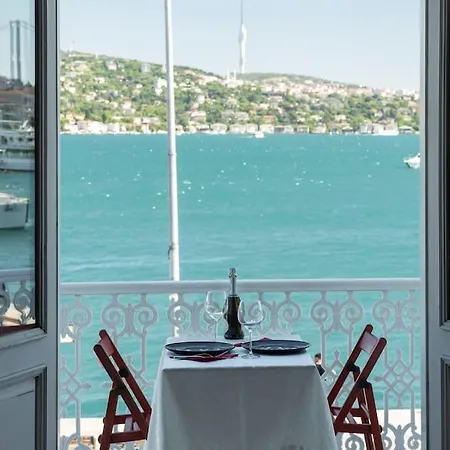 Lejlighed Bogazi'nda Tarihi Yali, Bebek Arnavutkoy